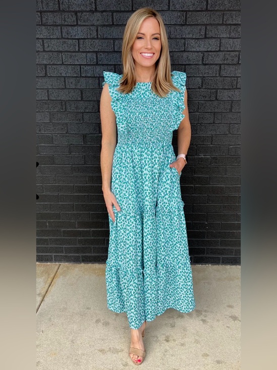 Nursing Queen Dresses & Skirts - Nursing Queen NWOT Women's Smocked Floral Print Nursing Midi Dress Large